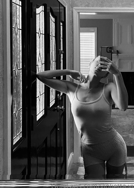 violietta vi nacktheit pornografische galerien