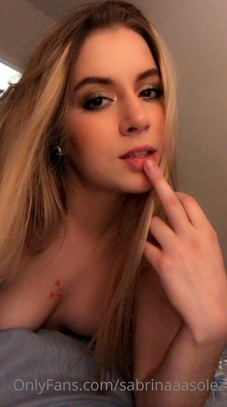 sabrinaaasolez schauspielerin exklusive archiv