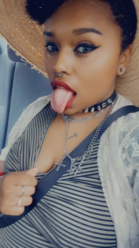 jewel kitten exklusive nackt fotos