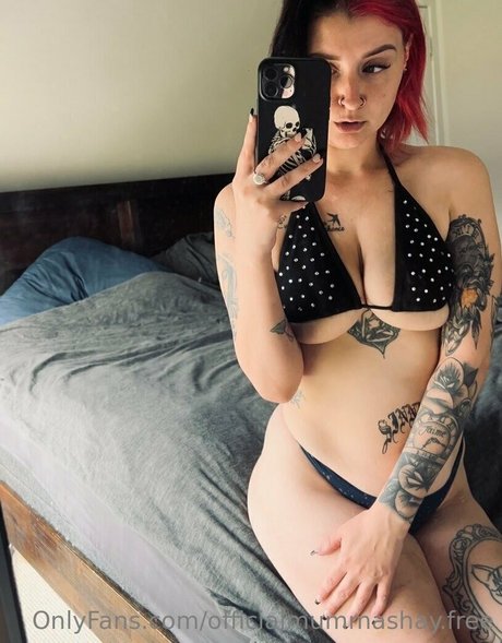 officialmummashay free top nackten bild