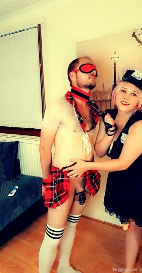 pegginglove heiße nacktheit galerie