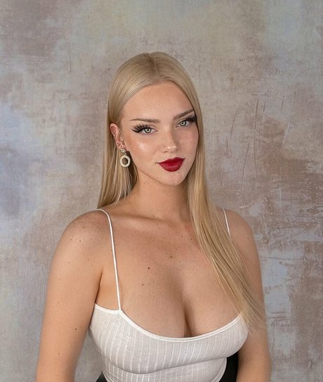 sheyliee nackt pornografische bilder