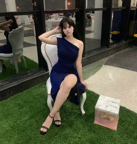 Moodyylorac xxx pornostar galerie