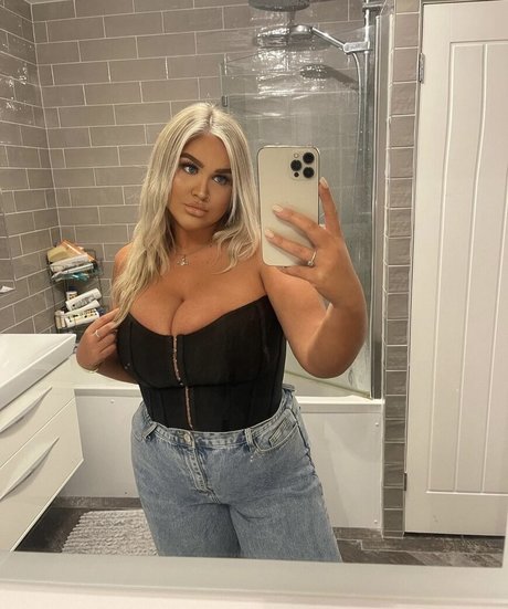 fansly onlyfans freie perfekte fotos