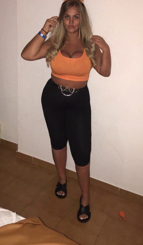 Brittany T hd pornografische galerie