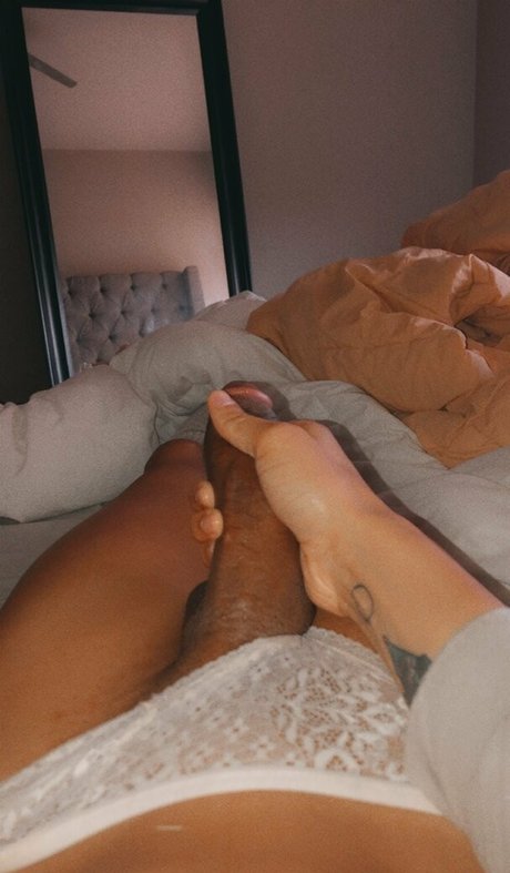 asiatische schwule onlyfans exklusive akt archiv