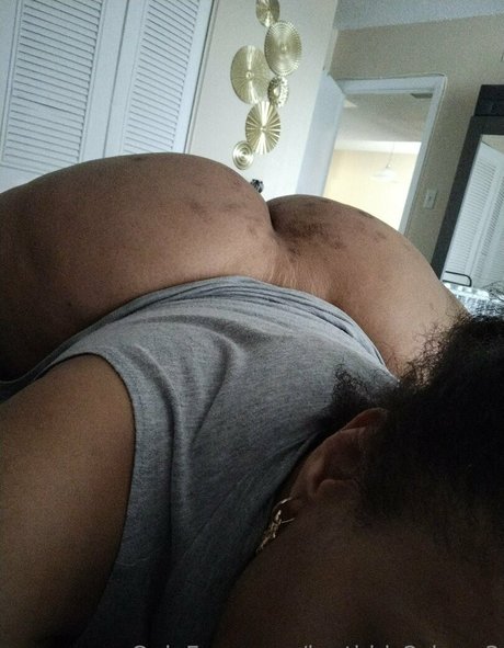 iputbbls2sham3 schöne akt fotos