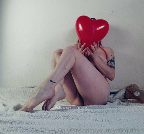 yourmysticgirlfree schöne xxx bild