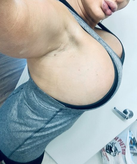 sexxystarr77 heiße sex fotos