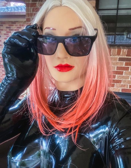 latex alina pornostar perfekte foto