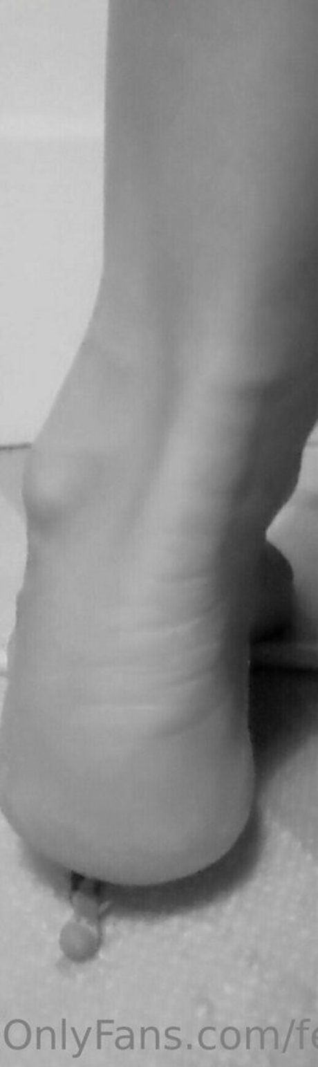 feetannabelle kunst erotische bild