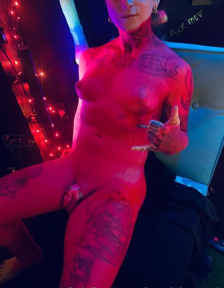 hotpinknymph porno hübsche bild