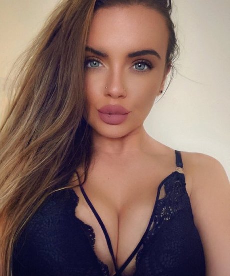 aradia xfiento perfekte akt galerie