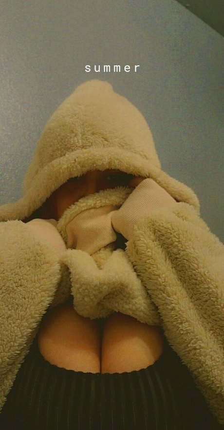 missbearbear top nackte foto