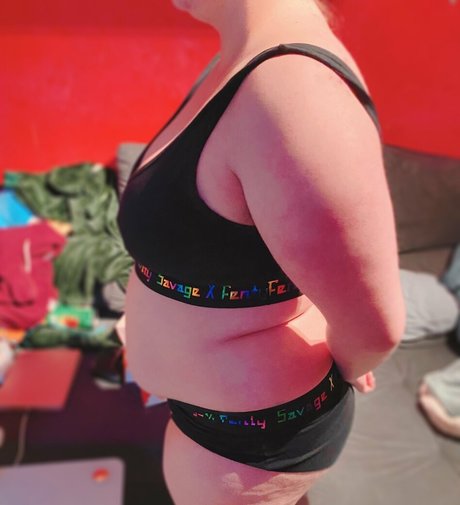 teen girls onlyfans kunst bild