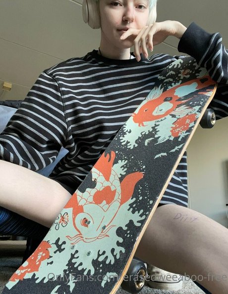 erasedweeaboo free model pornografische foto