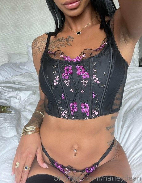 harleydean nackt pornographische bild