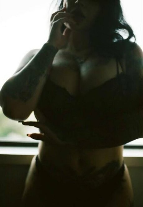 monicazamoraofficial pornostar hübsche galerien