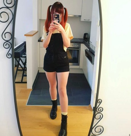 ManaRuka erotische sexy archiv