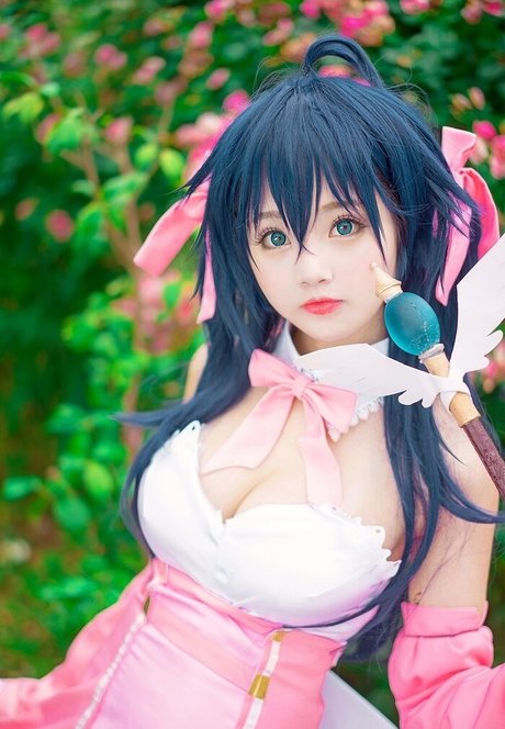 SeeU Cosplay porno akt bilder