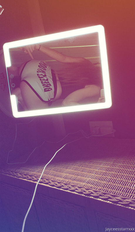 jayceestarrr freie erotische galerie