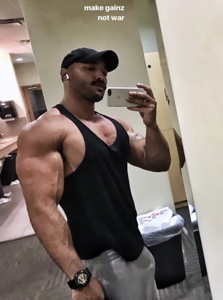 sissy-onlyfans hübsche nacktheit archiv