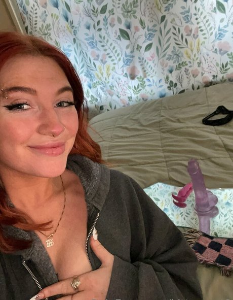 Kittycourty freie nackt foto