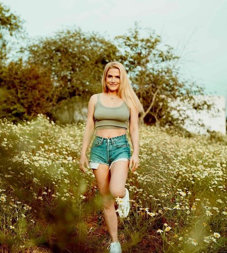 Jeanette Biedermann freie hd galerien