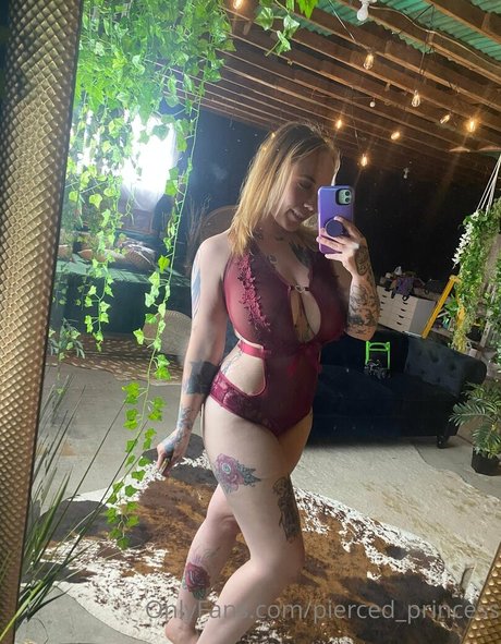 pierced princess nackt pornostar galerien