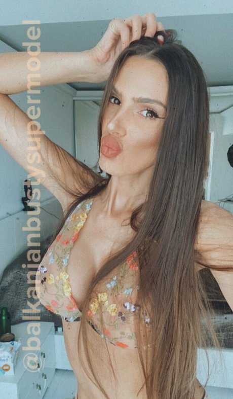 strumpfhosen-footjob nur fans hübsche sexy bild