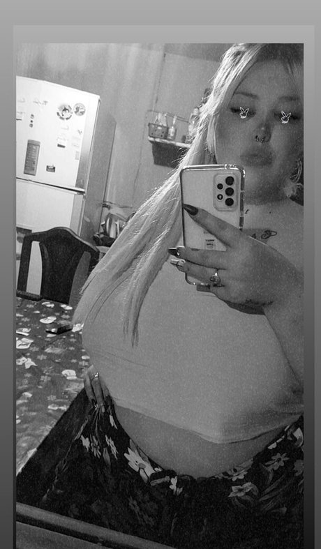 luianaxxx schauspielerin kostenlose bild