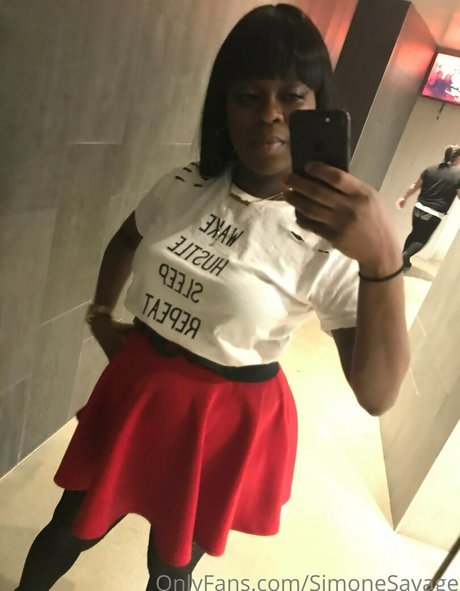 simonesavage pornostar erotische archiv