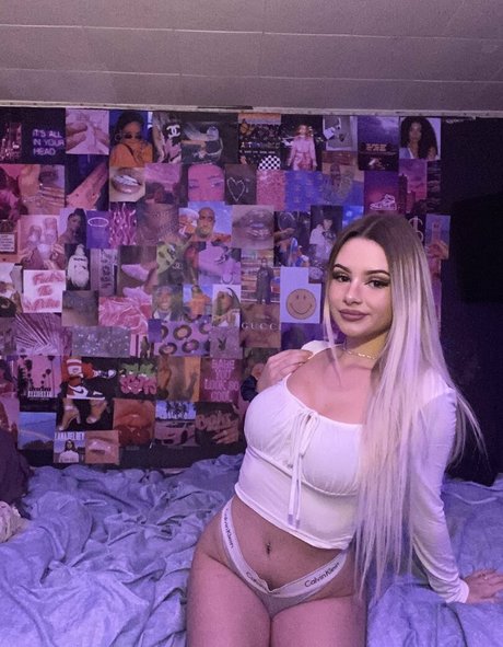 Breezybabes erotische pornografische archiv