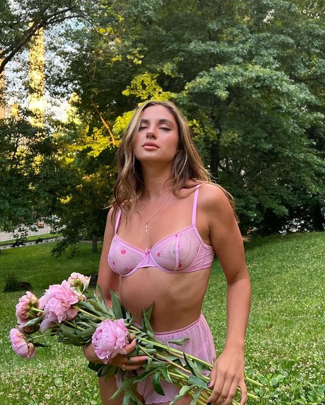 Karina Achaeva erotische erwachsene galerien