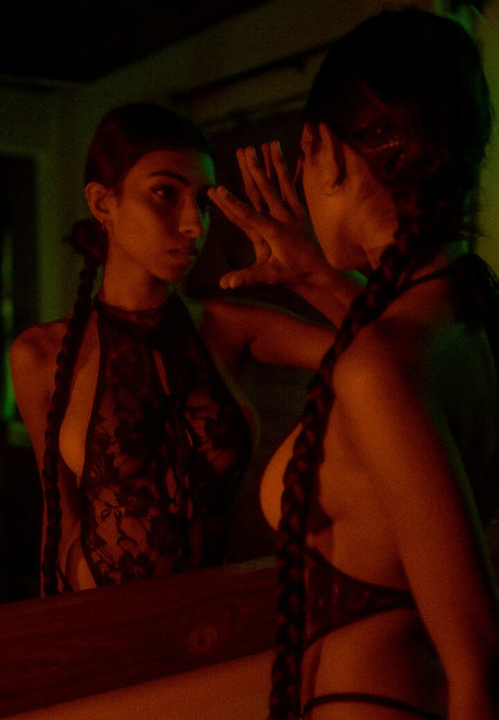 Hashini Guruge schauspielerin nackten bild