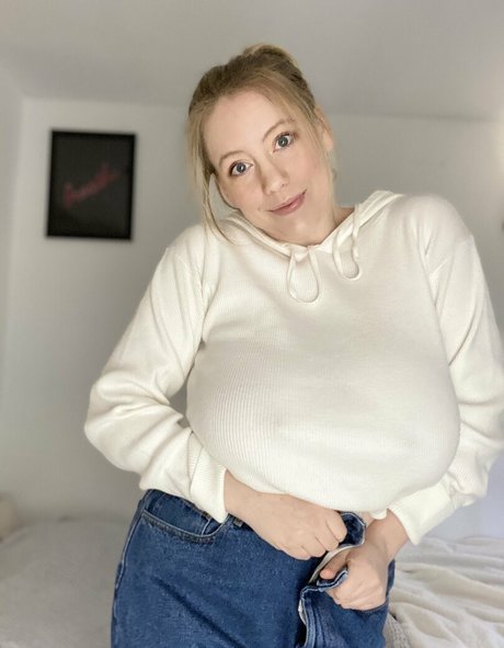 große titten tittenfick onlyfans exklusive beste fotos