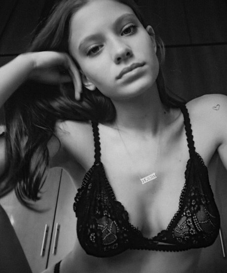 Victoria Biocca top erotische bild