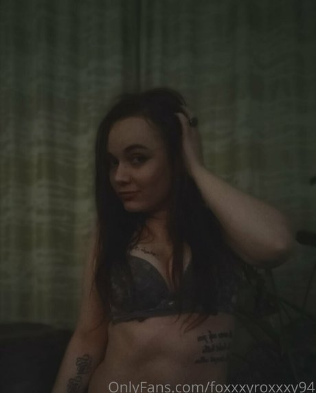 foxxxyroxxxy94 nackt porno bilder