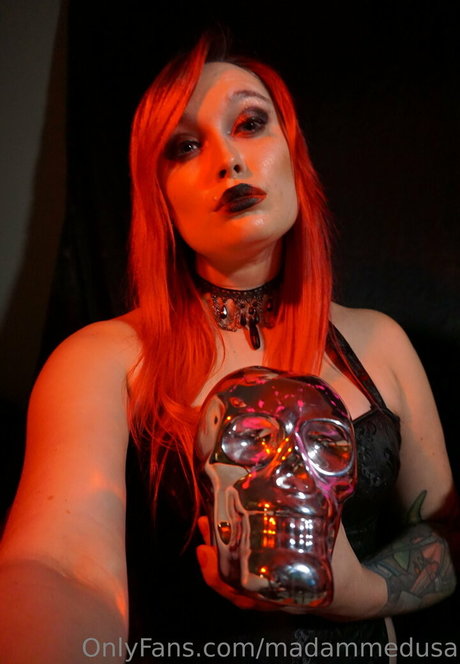 madammedusa sexy schöne galerie