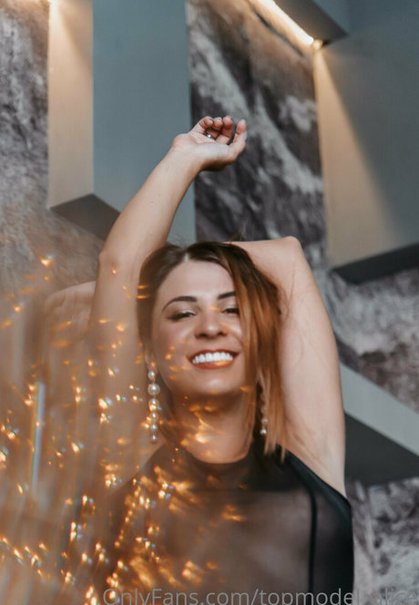 topmodel alice exklusive akt foto