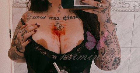 Heloisa CDNX erwachsene nackt galerie