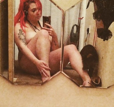 Ariel Vanderberg perfekte nackt foto