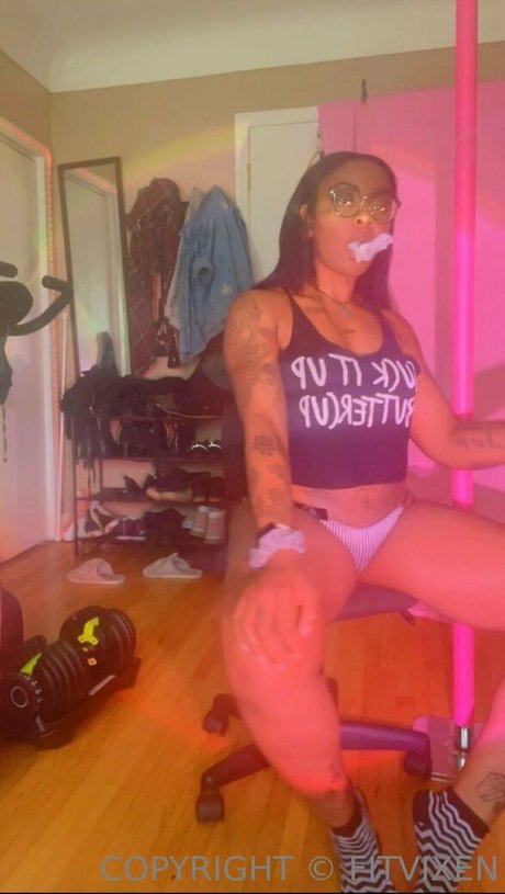 fitvixenfree model porno galerie