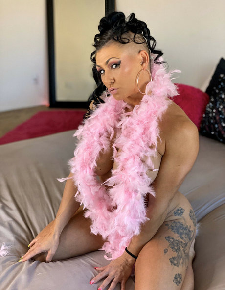 QueenKarma nette bild