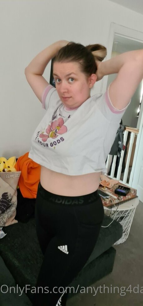 anything4daddyvip hübsche nackte galerie