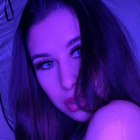 sportliche blonde onlyfans heiße fotos