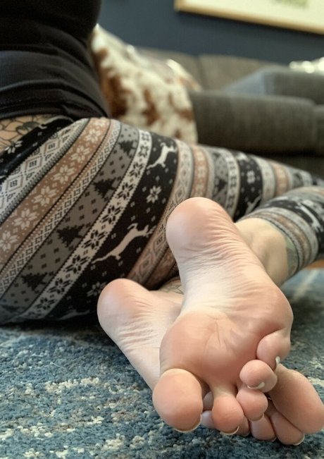 Kiki Kitsune hd pornografische foto