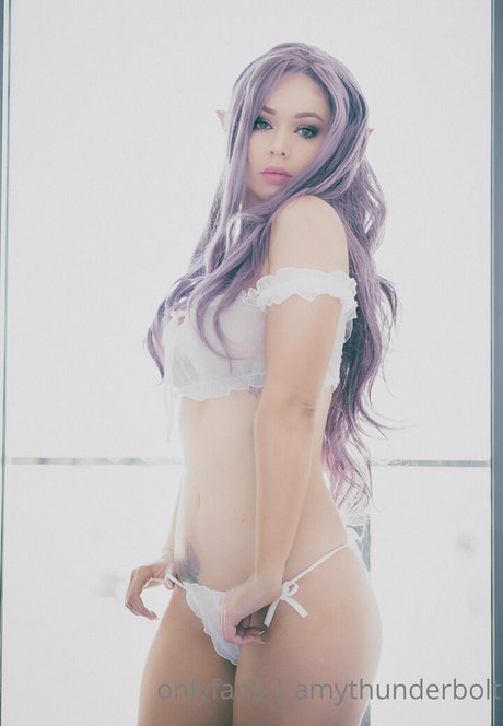 amythunderbolt porno akt fotos