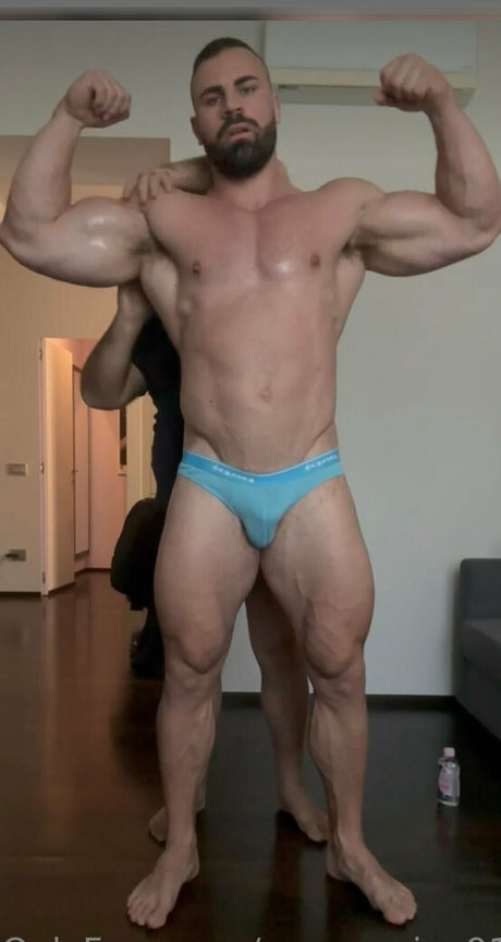 sportliche blonde onlyfans sexy pornografische fotos