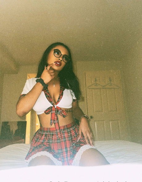 nishababyxo porno erotische fotos